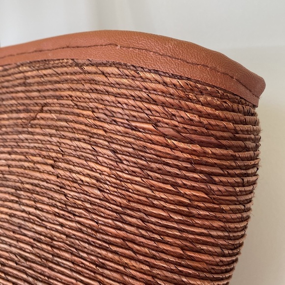 STRAW boho woven market basket bag - Picture 8 of 13